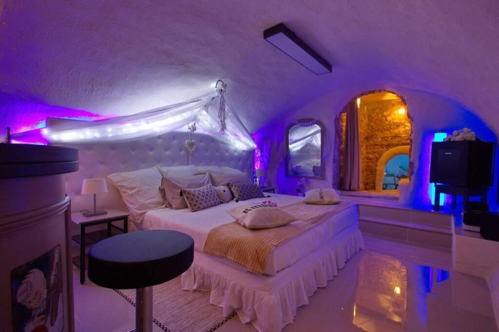 Les Secrets D'Alcove, Nuits Romantiques Avec Spa Aix-en-Provence Exterior foto