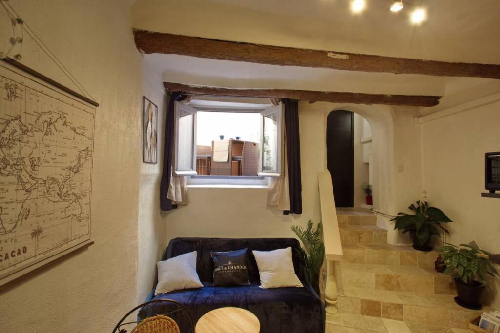 Les Secrets D'Alcove, Nuits Romantiques Avec Spa Aix-en-Provence Exterior foto